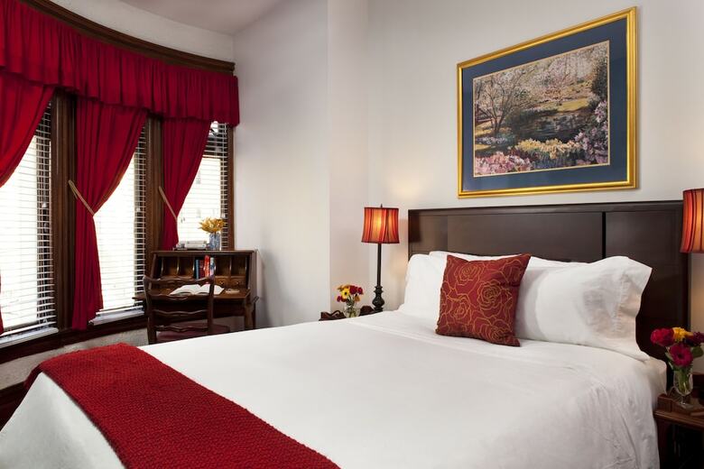 Bed & Breakfast American Guest House