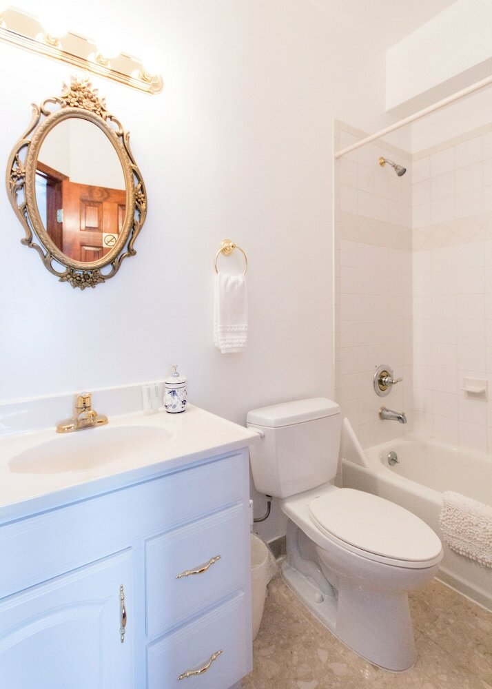 Bed & Breakfast American Guest House