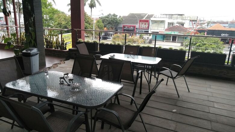 Hotel Malang City Boulevard Homestay