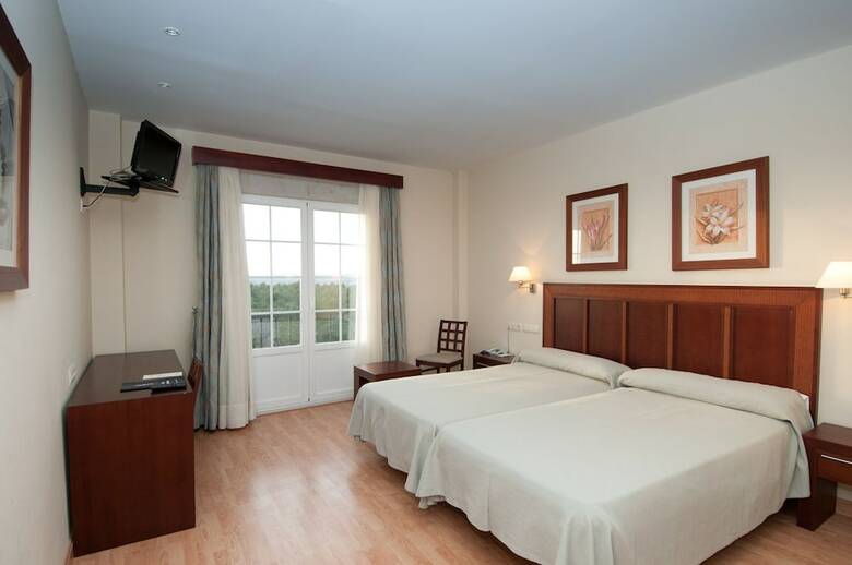 Hotel Santiago de Le�n
