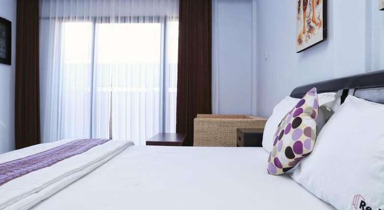 Hostal Dekrisna Denpasar - Hostel