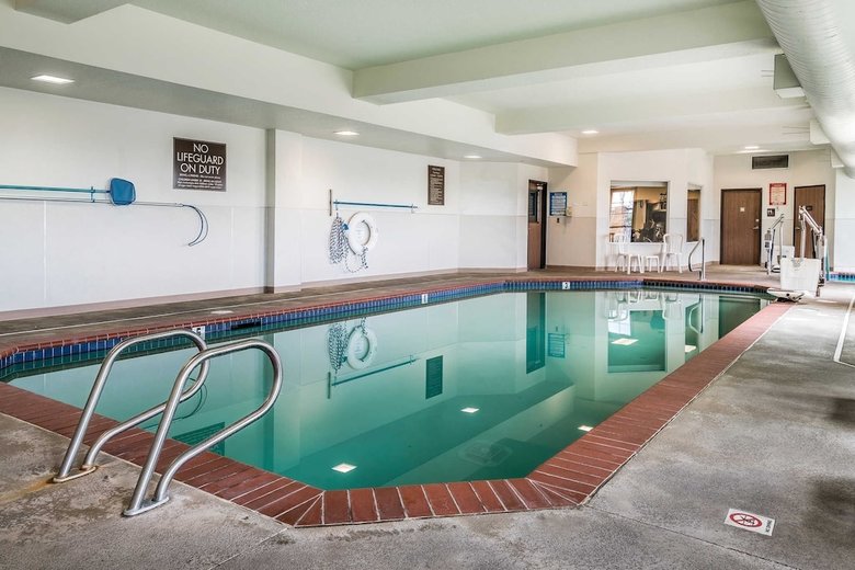 Hotel Comfort Inn & Suites