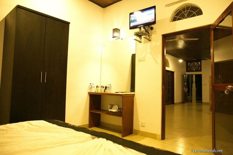 Pavana Hotel