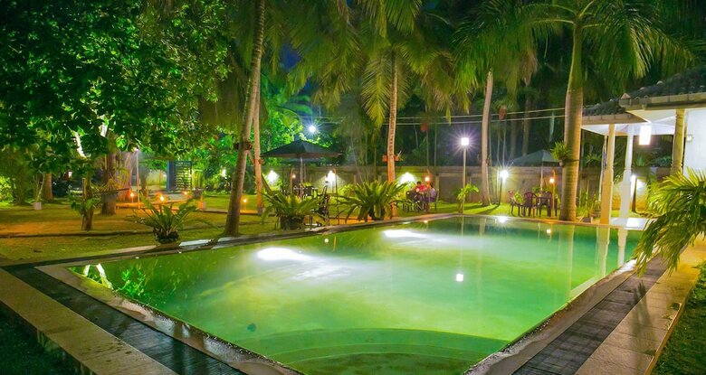 Pavana Hotel