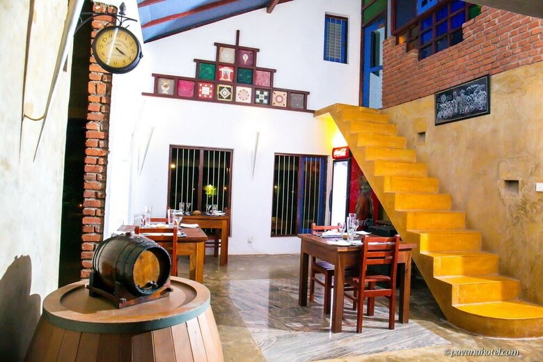 Pavana Hotel