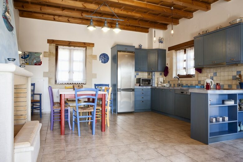 Villa Arodamos Estate