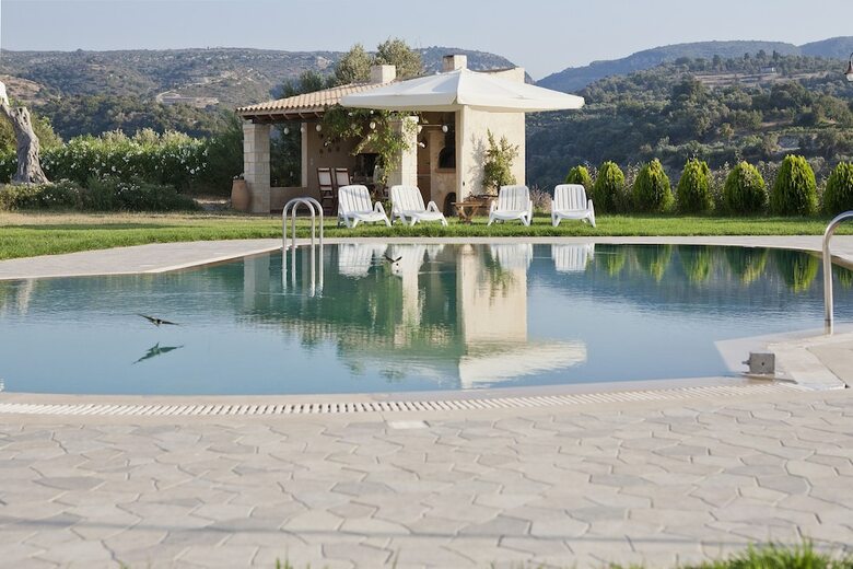 Villa Arodamos Estate