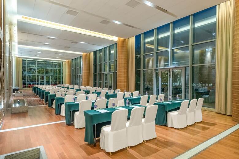 Hotel Holiday Inn Beijing Shijingshan Parkview