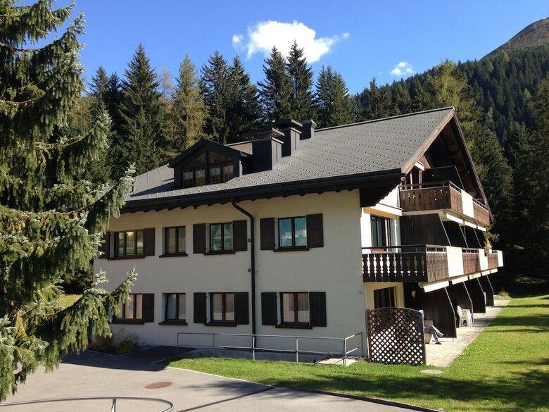 Apartment 12 Ginseng Davos Laret
