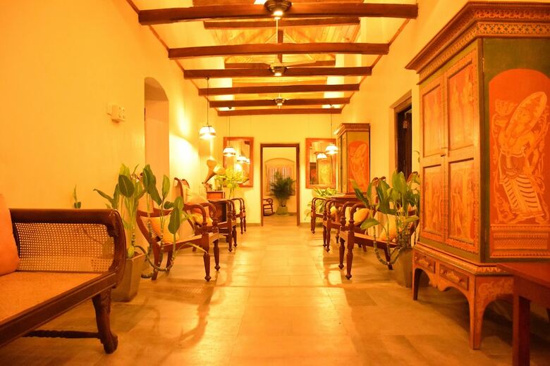 Hotel Athulya Villas