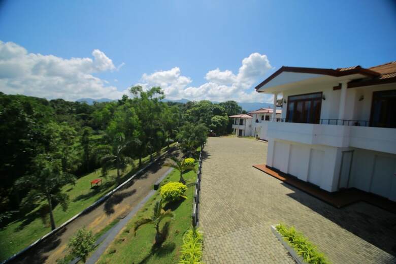 Hotel Owinrich Resort
