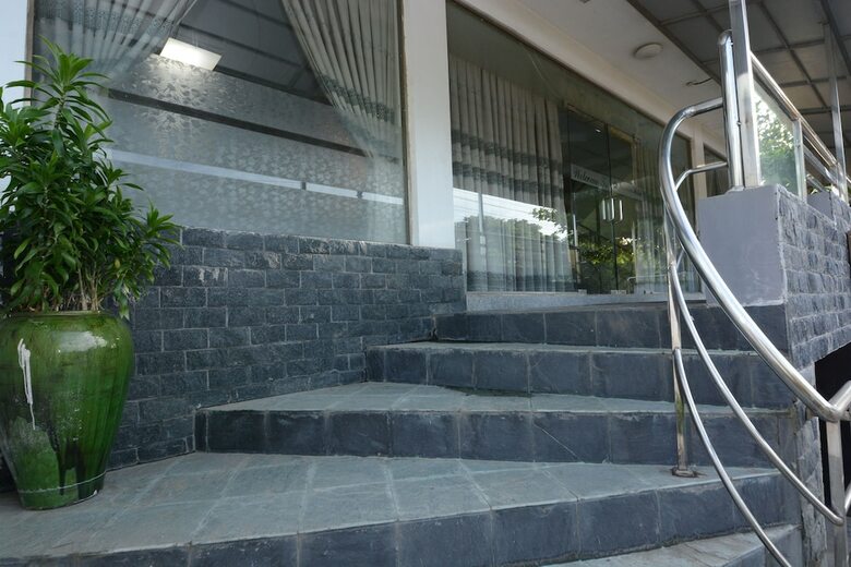 Jasmine Hotel