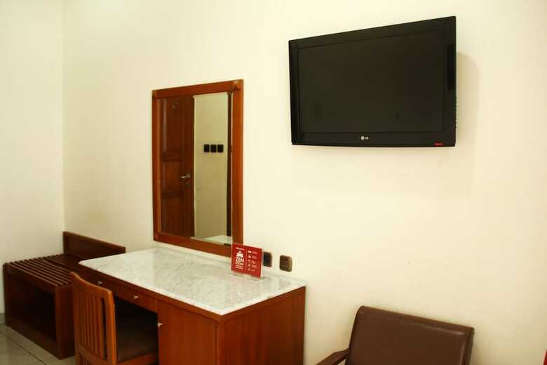 Hotel Zen Rooms Cipaganti