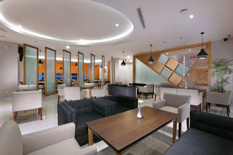 Hotel Harper Mt Haryono By Aston