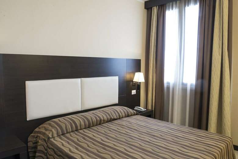 Hotel Corte Business