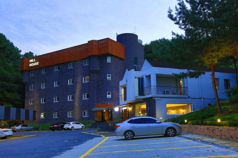Hotel Hill House Park