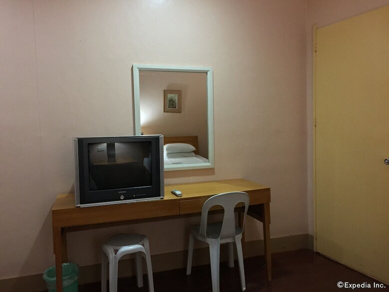Hostal Marbella Leisure Hostel
