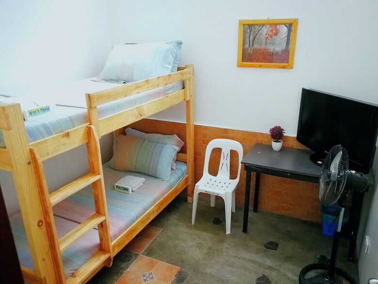 Hostal Yuj Inn - Hostel