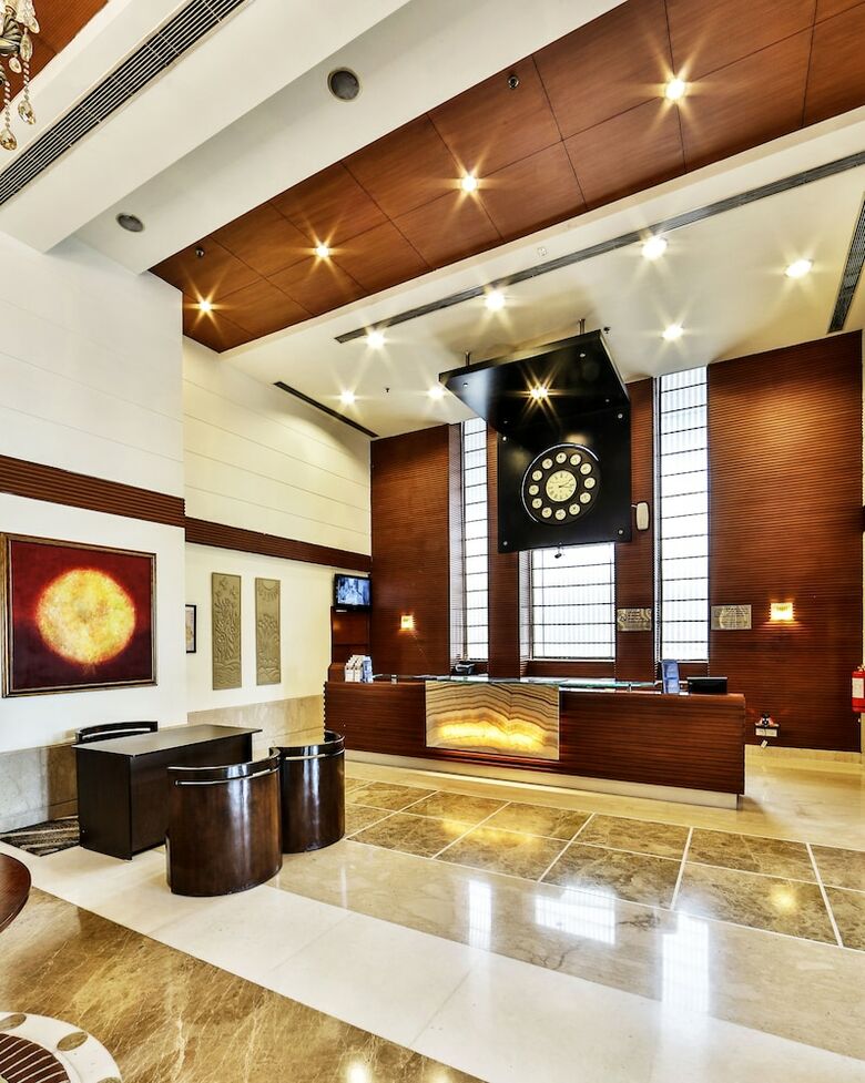 Hotel Regenta Central Klassik