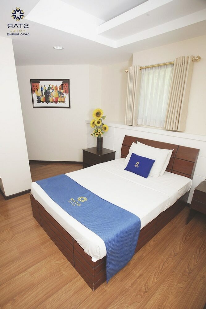 Star Hotel