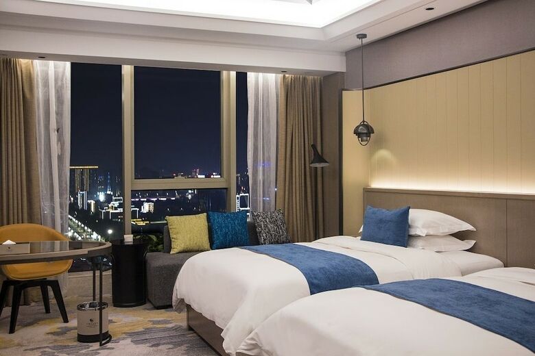 Golden Eagle Summit Hotel Yancheng