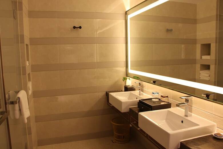 Golden Eagle Summit Hotel Yancheng