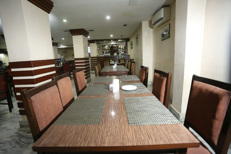 Yellow Pagoda Hotel
