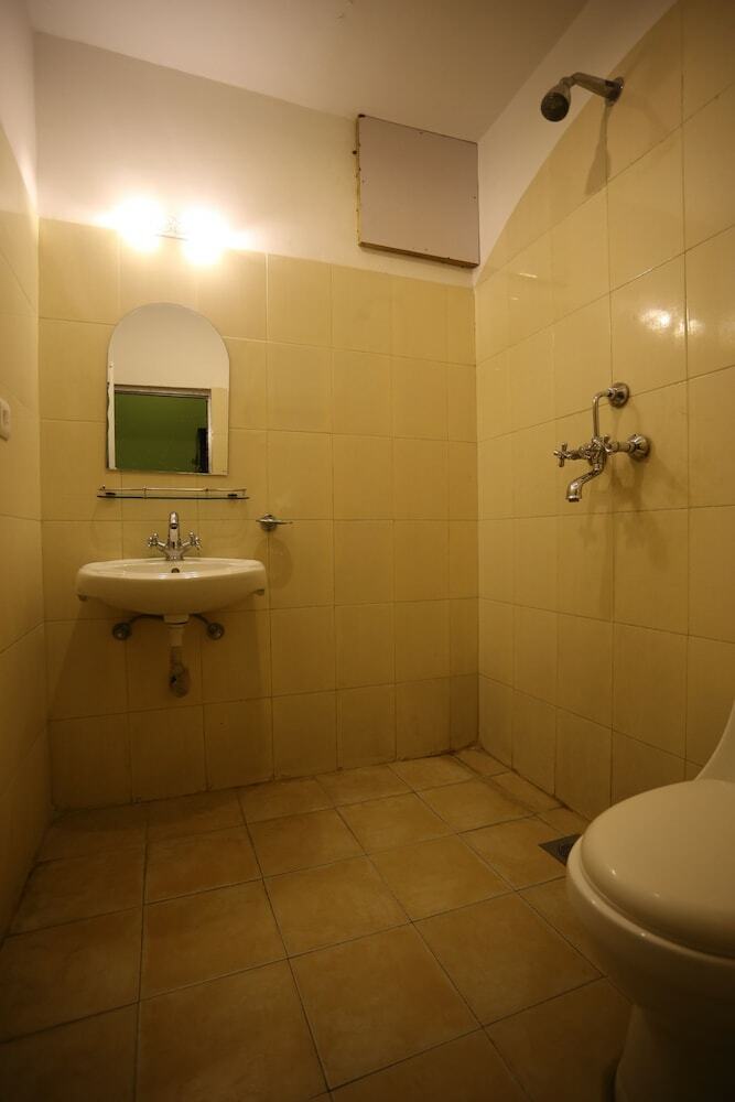 Hotel Ananda Inn