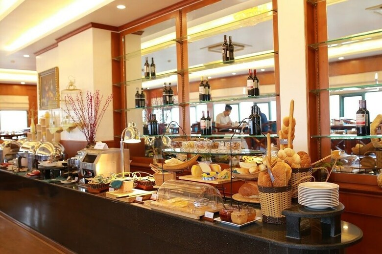 Nam Cuong Hai Phong Hotel