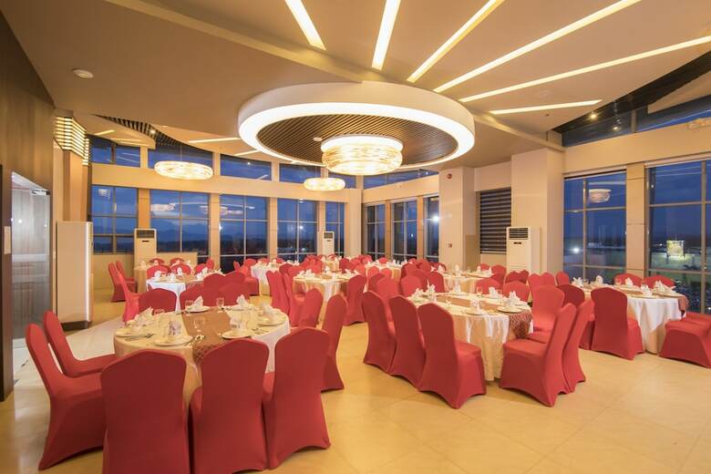 Kew Hotel
