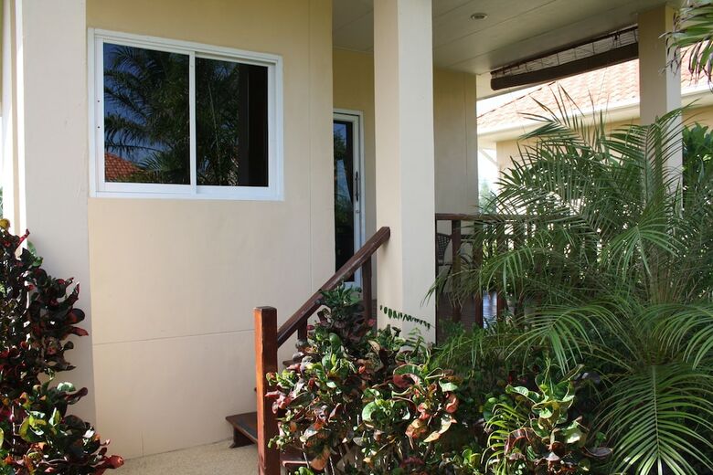 Hotel Ao Thai Resort