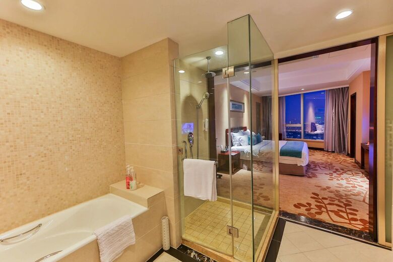 Nade Freedom Hotel