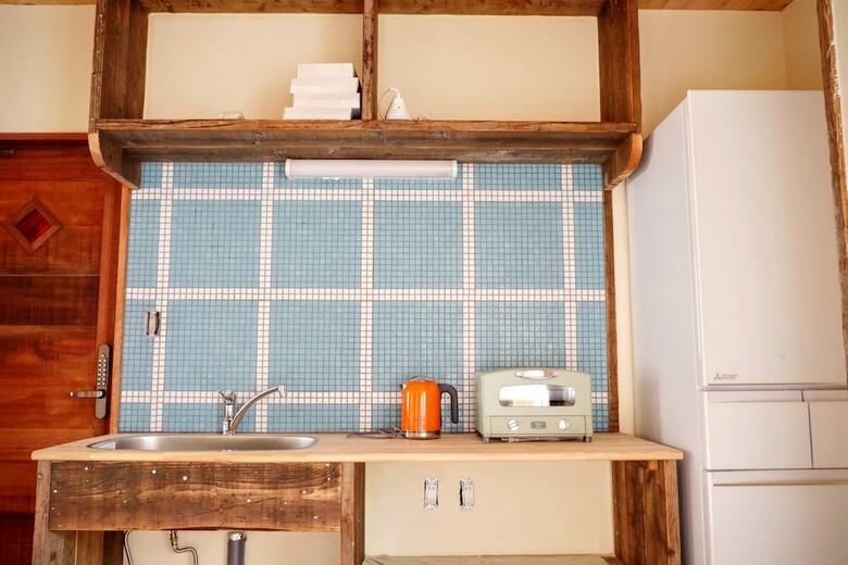 Hostal The Pax Hostel / Cafe / Records