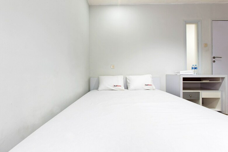 Hotel Reddoorz @ Cideng