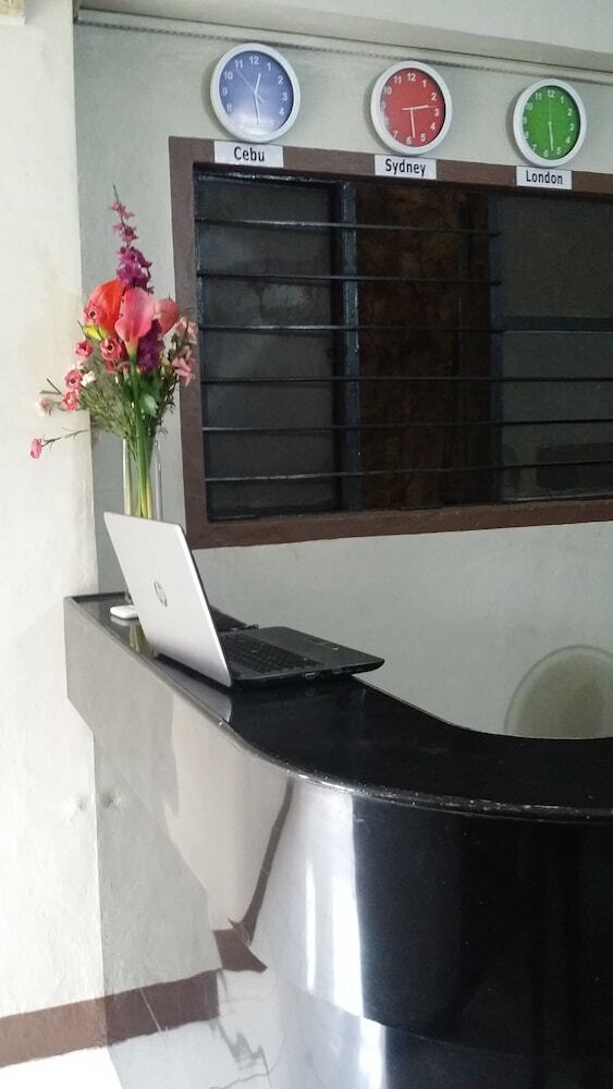 Hostal Cebu Guesthouse - Fuente - Hostel