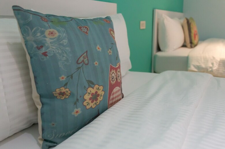 Liuhe Su Hotels