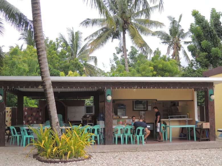 Hotel Lagnason's Place