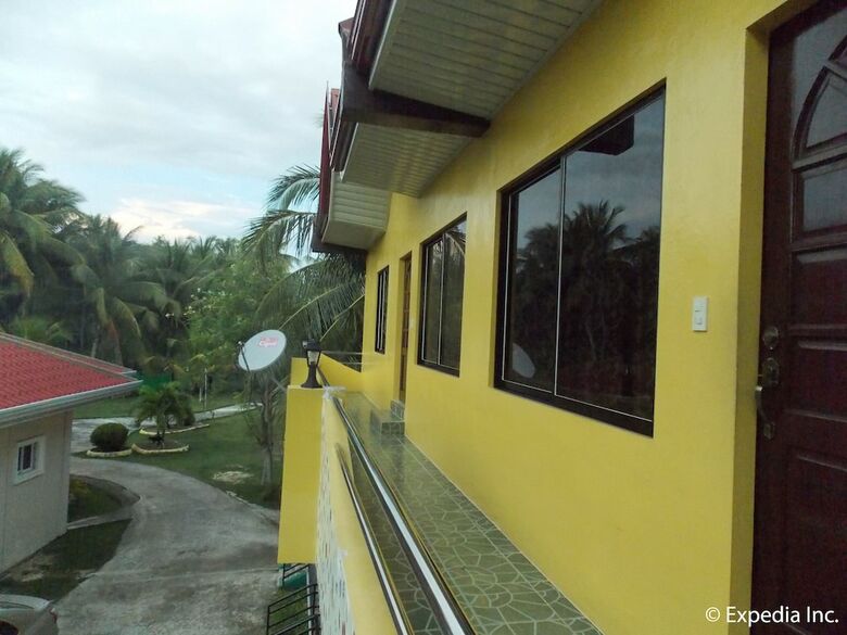 Hotel Lagnason's Place