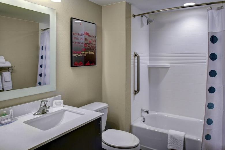 Hotel Towneplace Suites By Marriott Macon Mercer University