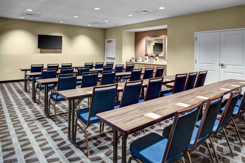 Hotel Towneplace Suites By Marriott Macon Mercer University
