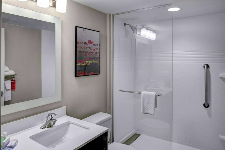 Hotel Towneplace Suites By Marriott Macon Mercer University