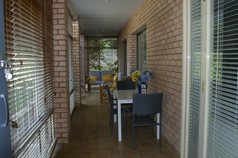 Cole House Apartments