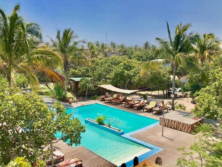Hostal Mozambeat Motel
