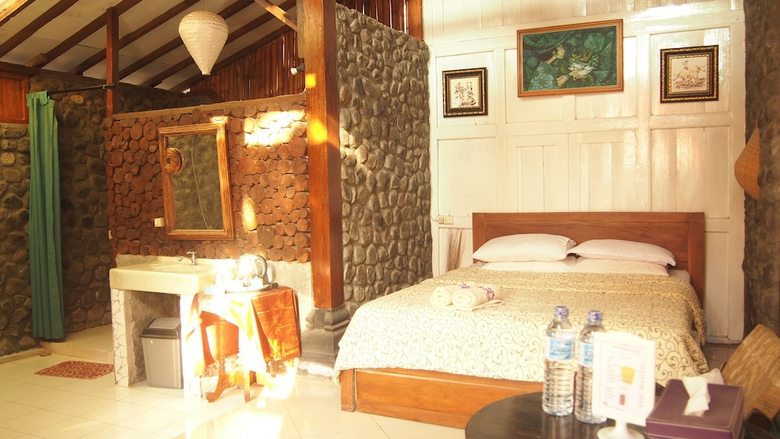 Hotel The Riverside Javanese Cottages