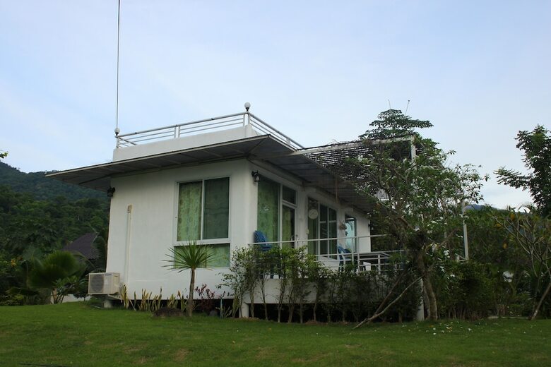 Hotel The Happiness Resort