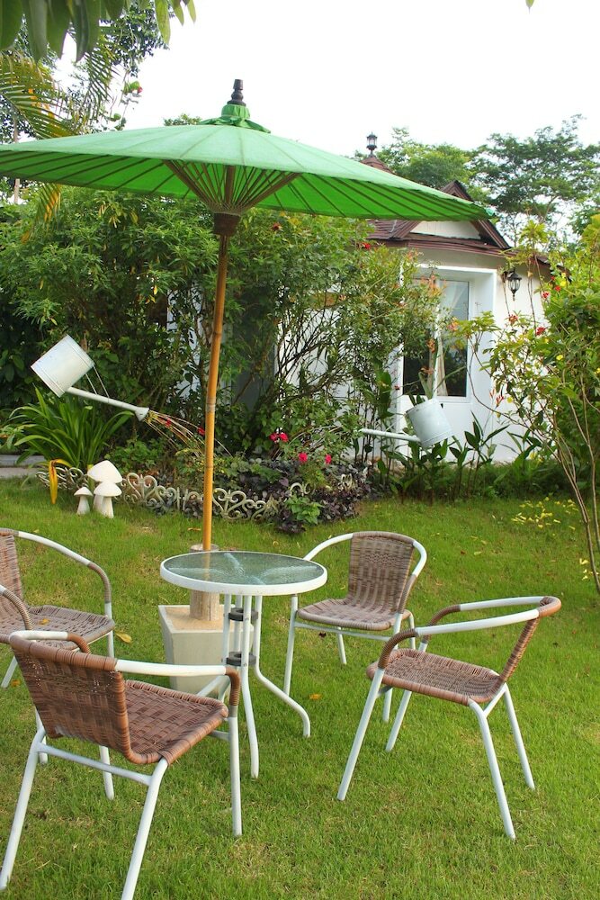 Hotel The Happiness Resort