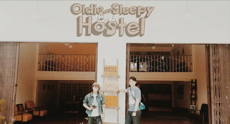 Hostal Oldie And Sleepy Hostel