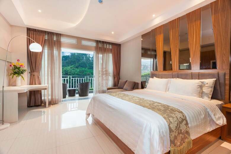 Le Eminence Hotel Convention & Resort Ciloto - Puncak