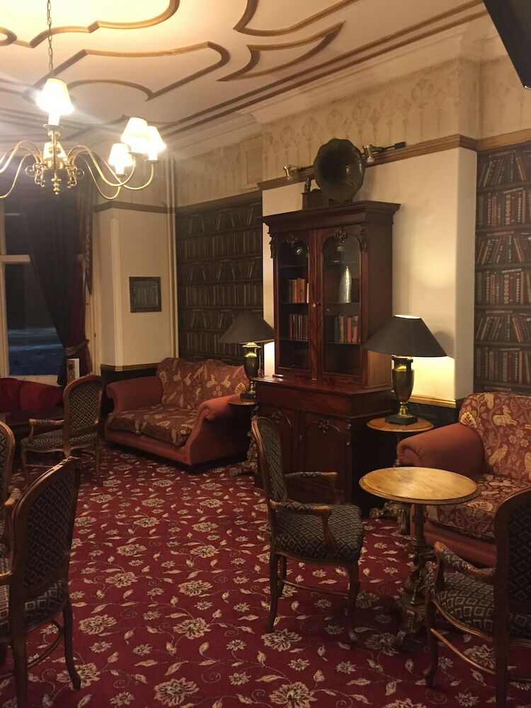 Regency Hotel