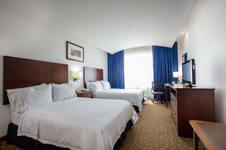 Hotel Holiday Inn Express Nuevo Laredo